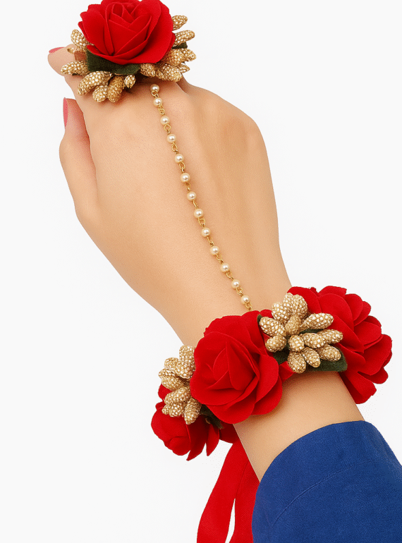 hand gajra red color