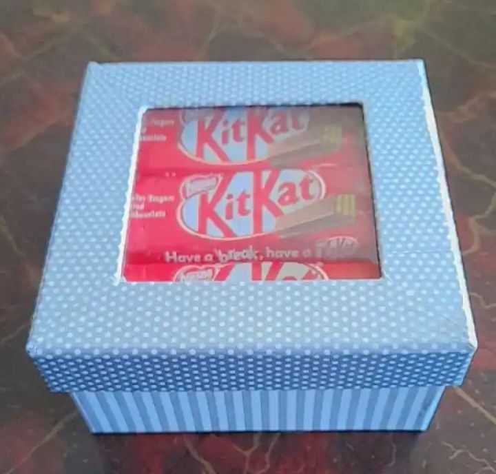 kitkat choclate